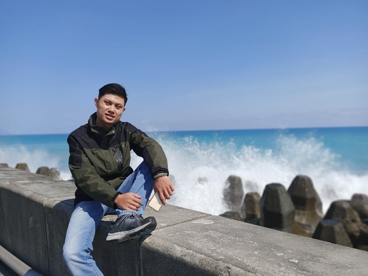 未來的精神領袖 緬甸僑生/李倫/農企業管理系