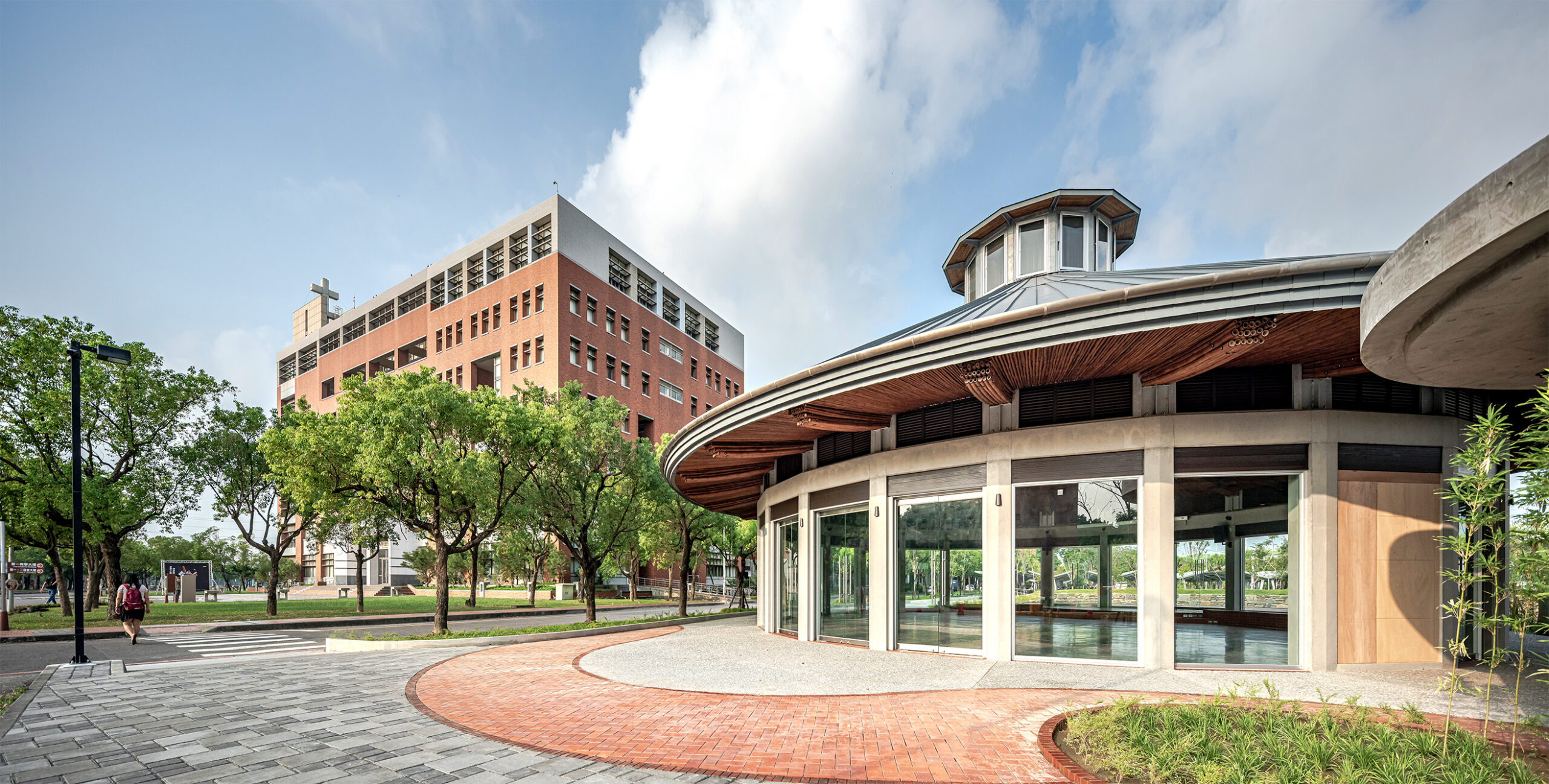 亞洲首創安全衛生科學學院，證照實習皆俱備