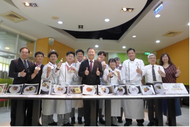 台南應用科大餐飲系2023泰國極限廚師挑戰賽贏獎