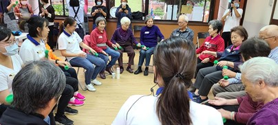 幼老共和國之幼老共園在地老化社會創新的實踐