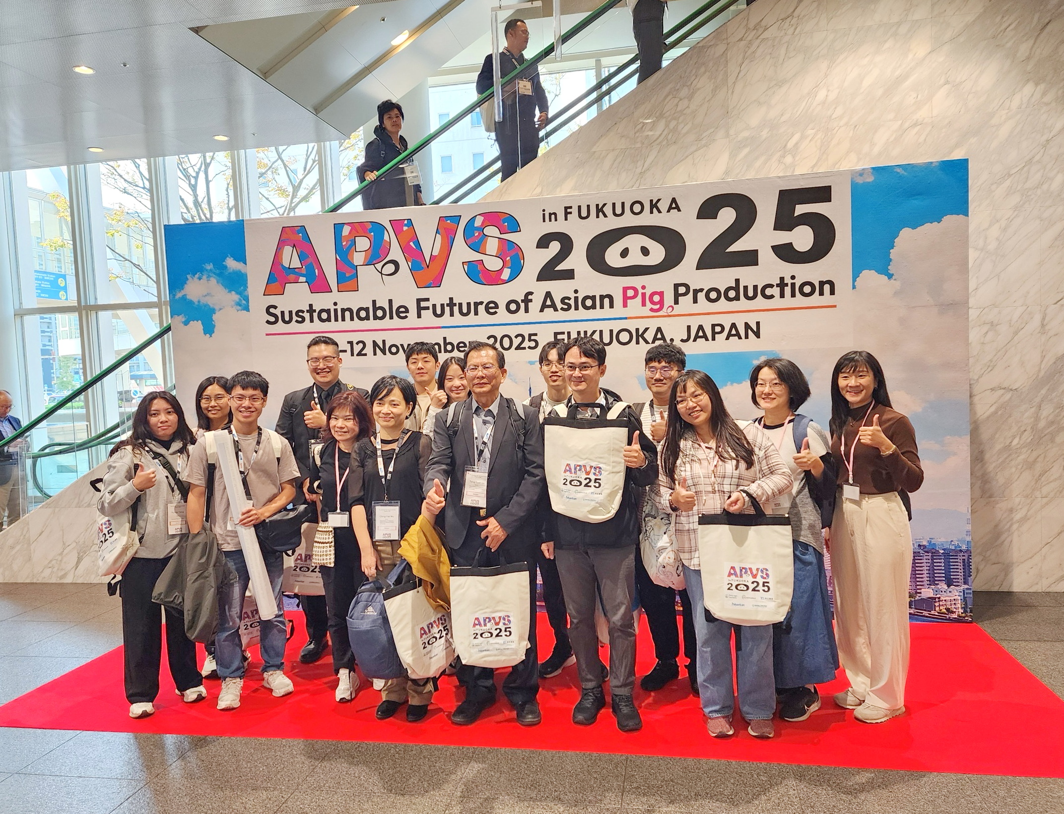 嘉大獸醫學院出席日本第11屆亞洲豬病獸醫師大會　發表六項重要研究成果