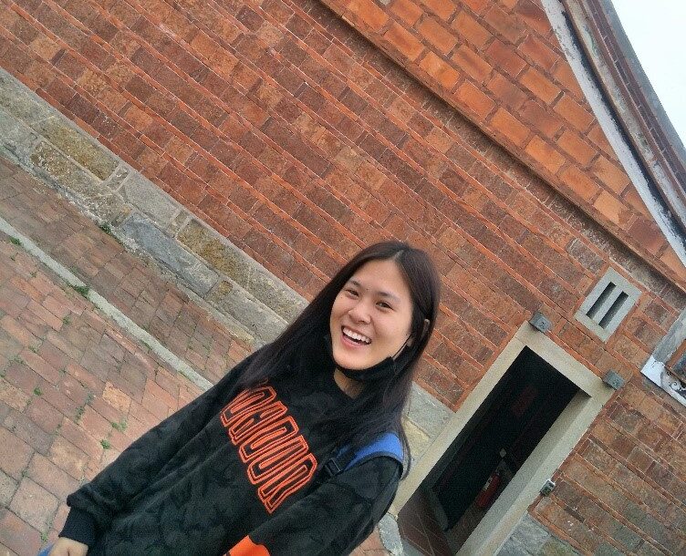 雖沒有城市的繁華，卻擁樸素與家裡的溫暖。我愛金門也愛金大！